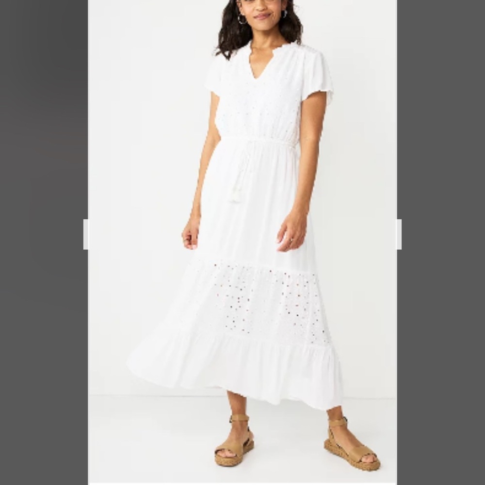 XXL or 2x tiered maxi dress white tassle embroidered floral crepe NWT cap sleeve
